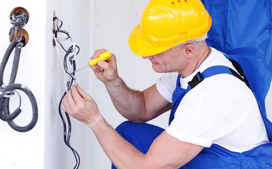 technicien électricien Cergy